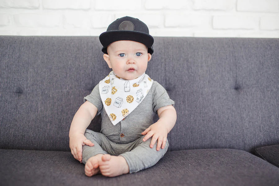 Chip Bandana Bib Set