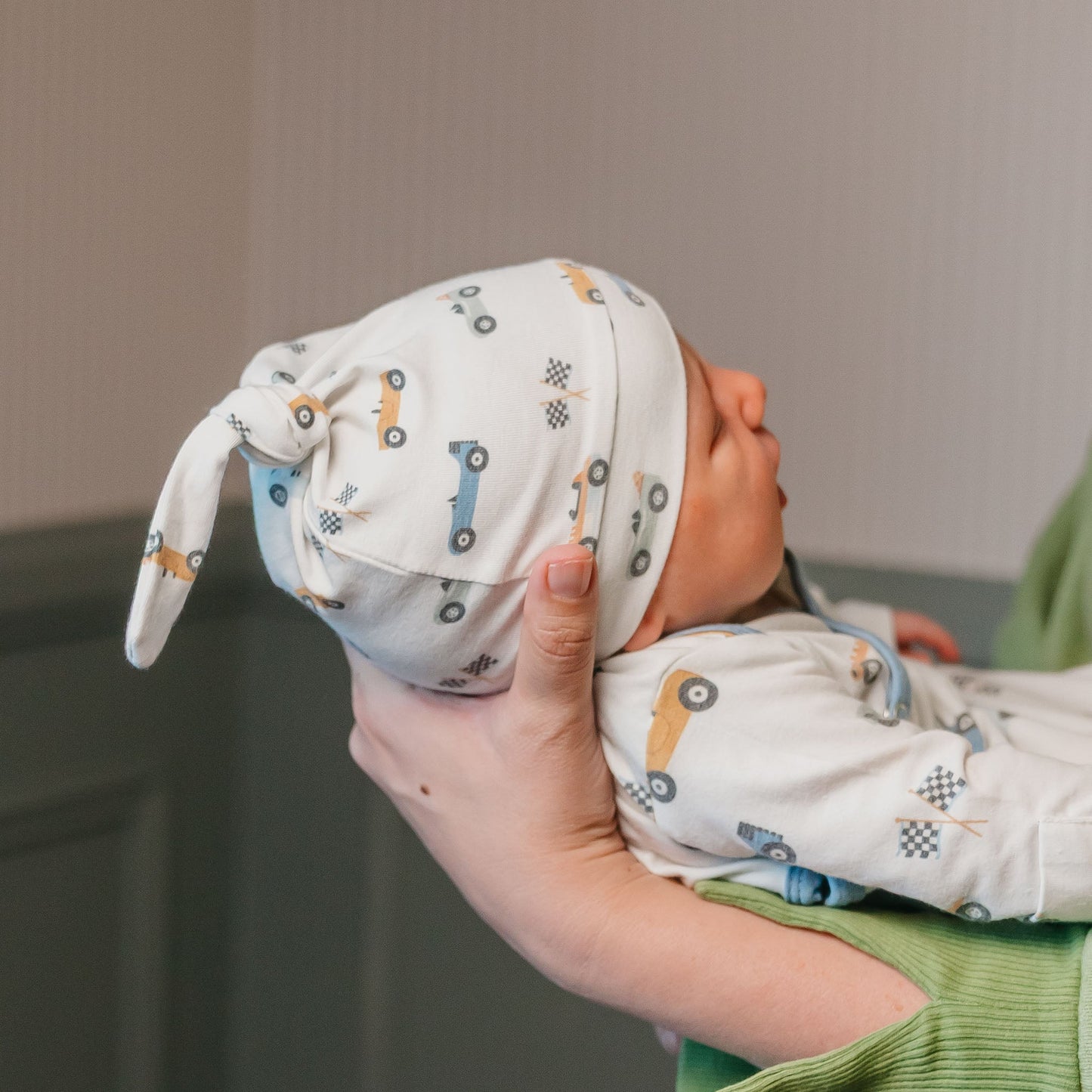 Speedster Top Knot Hat 0-4 Months