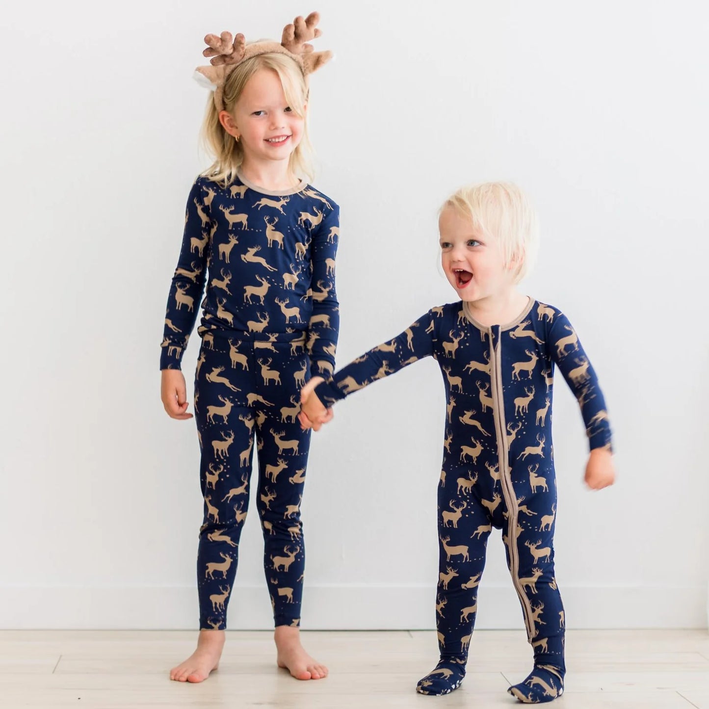 Print Long Sleeve Pajama Set in Peacoat Elk
