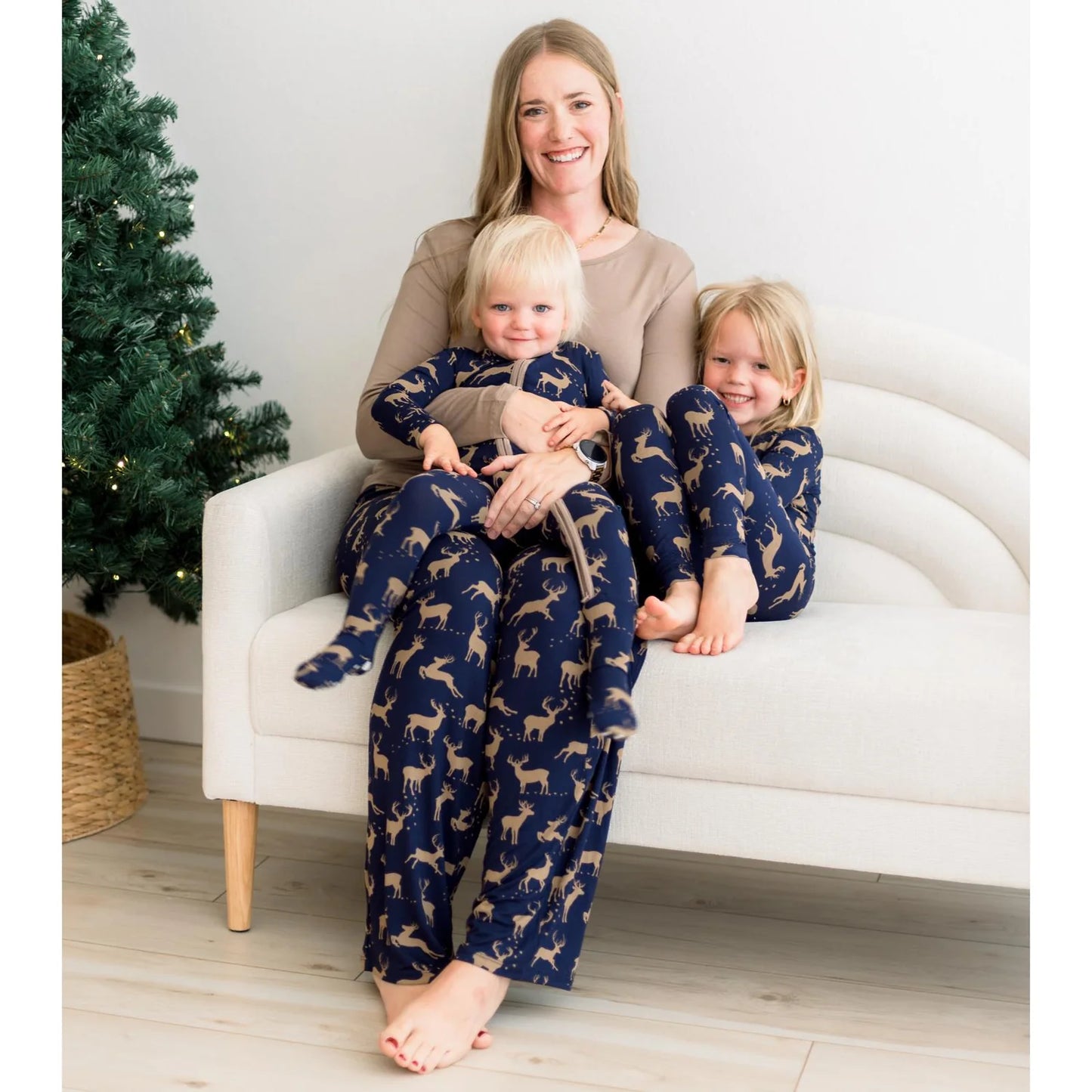 Print Long Sleeve Pajama Set in Peacoat Elk