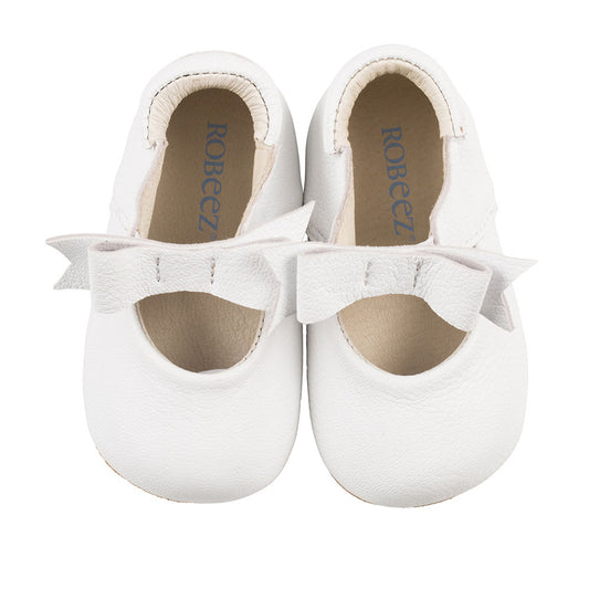 Sofia First Kicks White