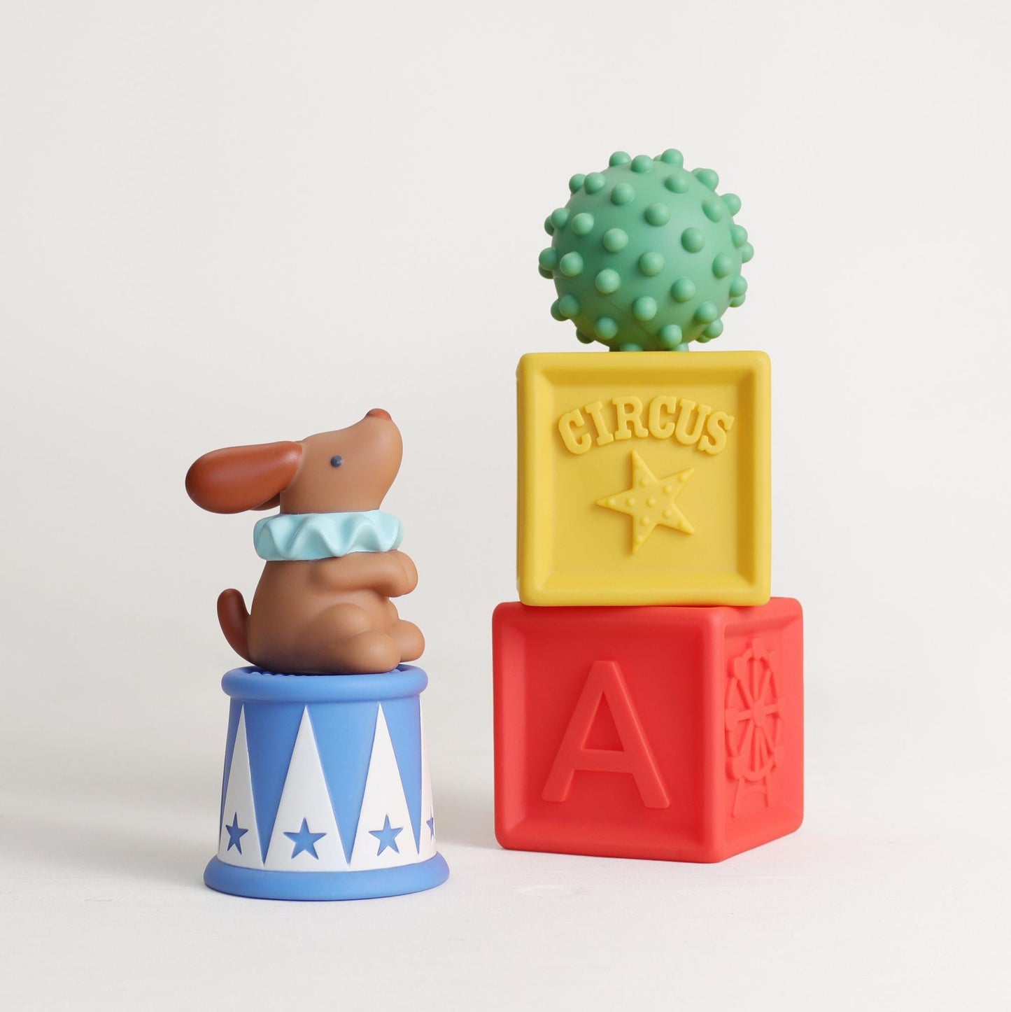 Itzy Blocks™ Sensory Blocks Set Circus