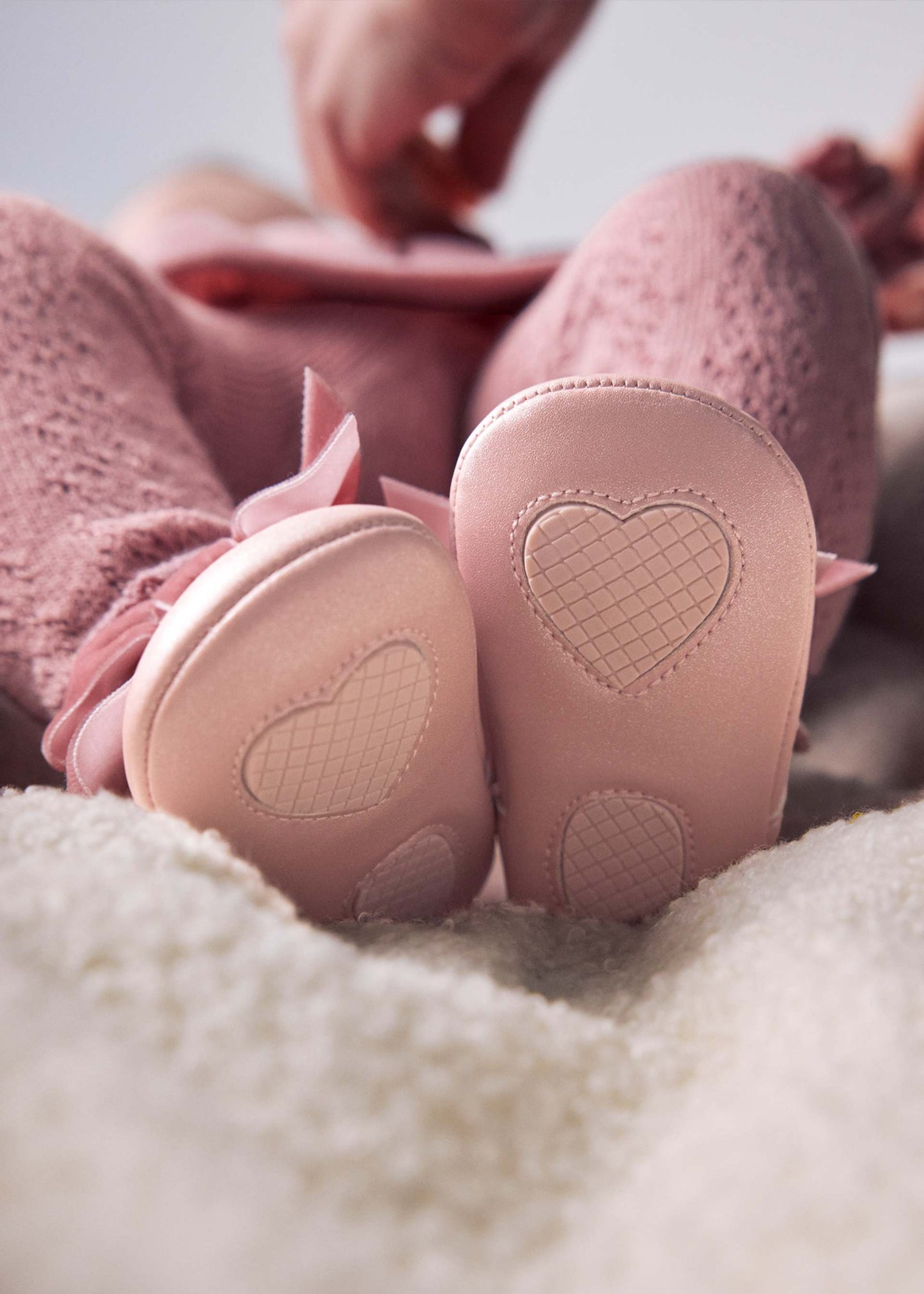 Pink Bow Velcro Crib Shoe