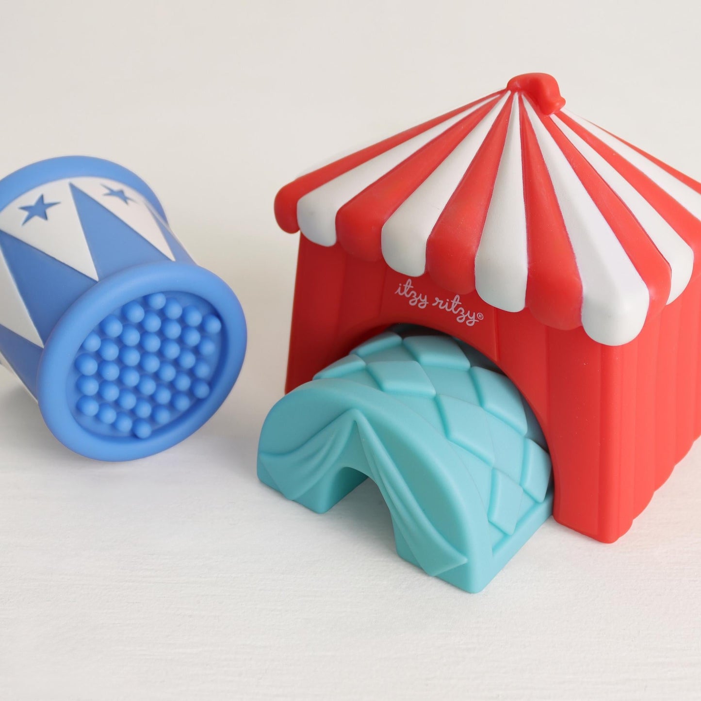 Itzy Blocks™ Sensory Blocks Set Circus