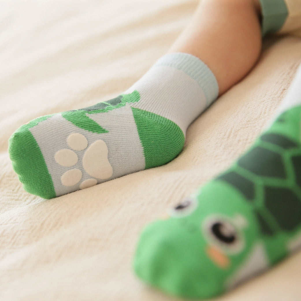 Non-Slip Grip Ankle Socks Turtle Zoo