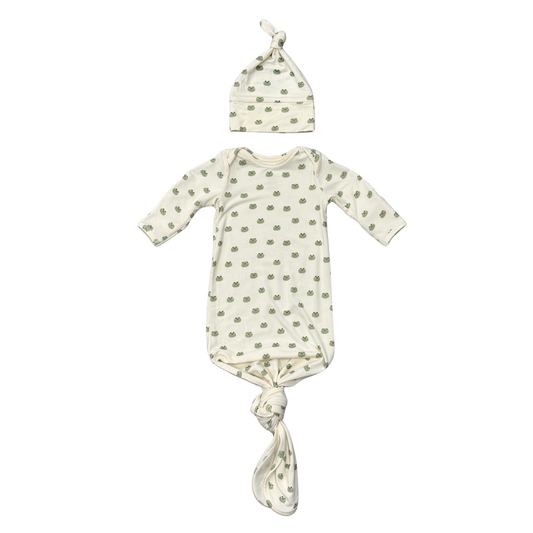 Knotted Sleeper Set Miniature Frogs