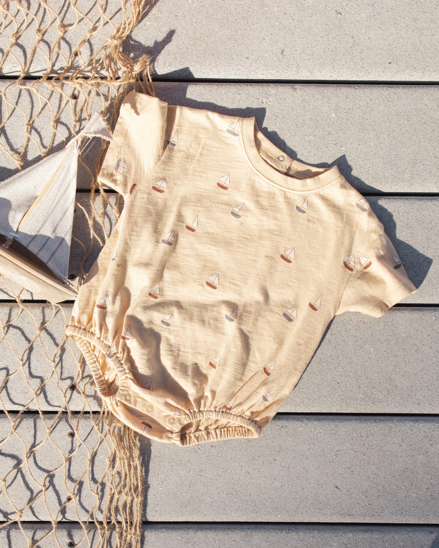 Relaxed Bubble Romper || Sailboats