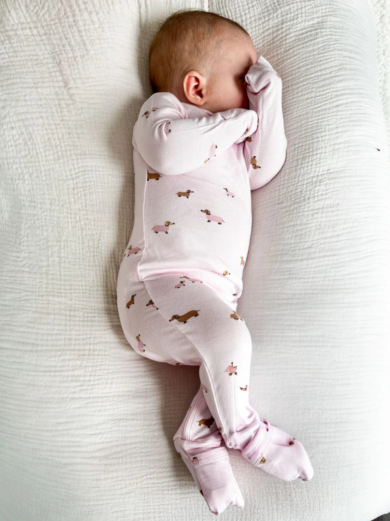 Gunamuna Bamboo Convertible PJ Girl Dog
