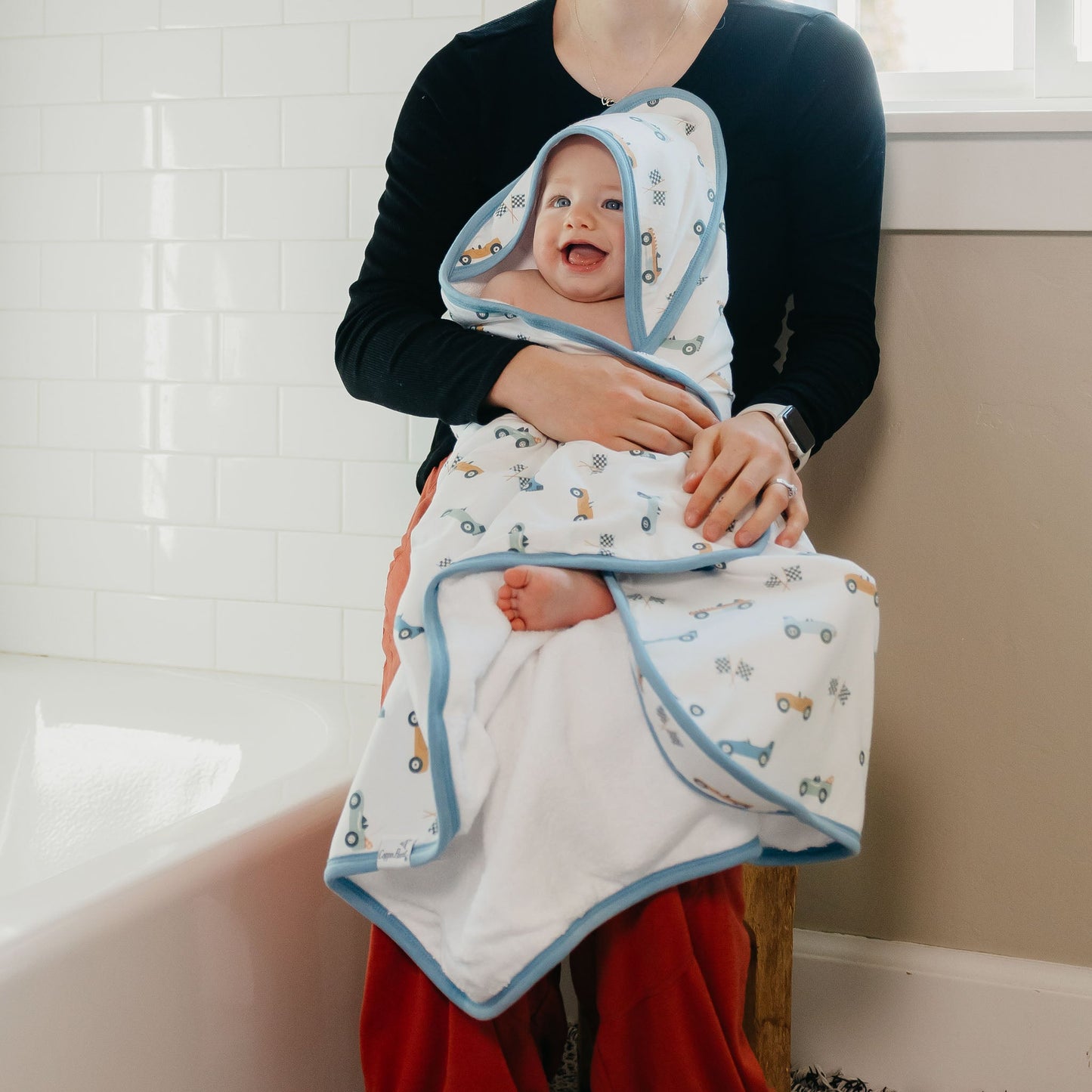 Speedster Premium Knit Hooded Towel