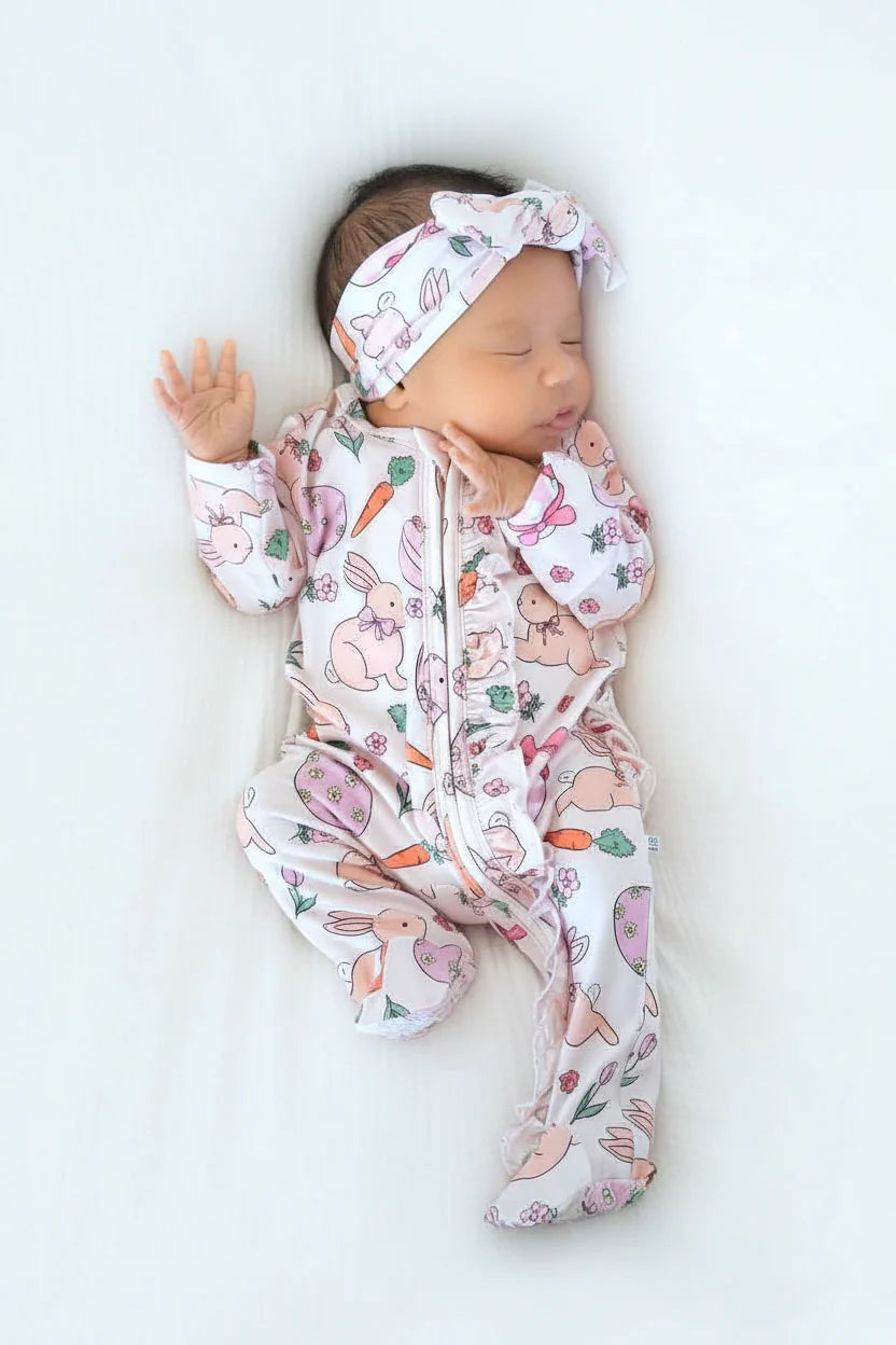 Hoppy Spring Ruffle Zipper Footie | Pink