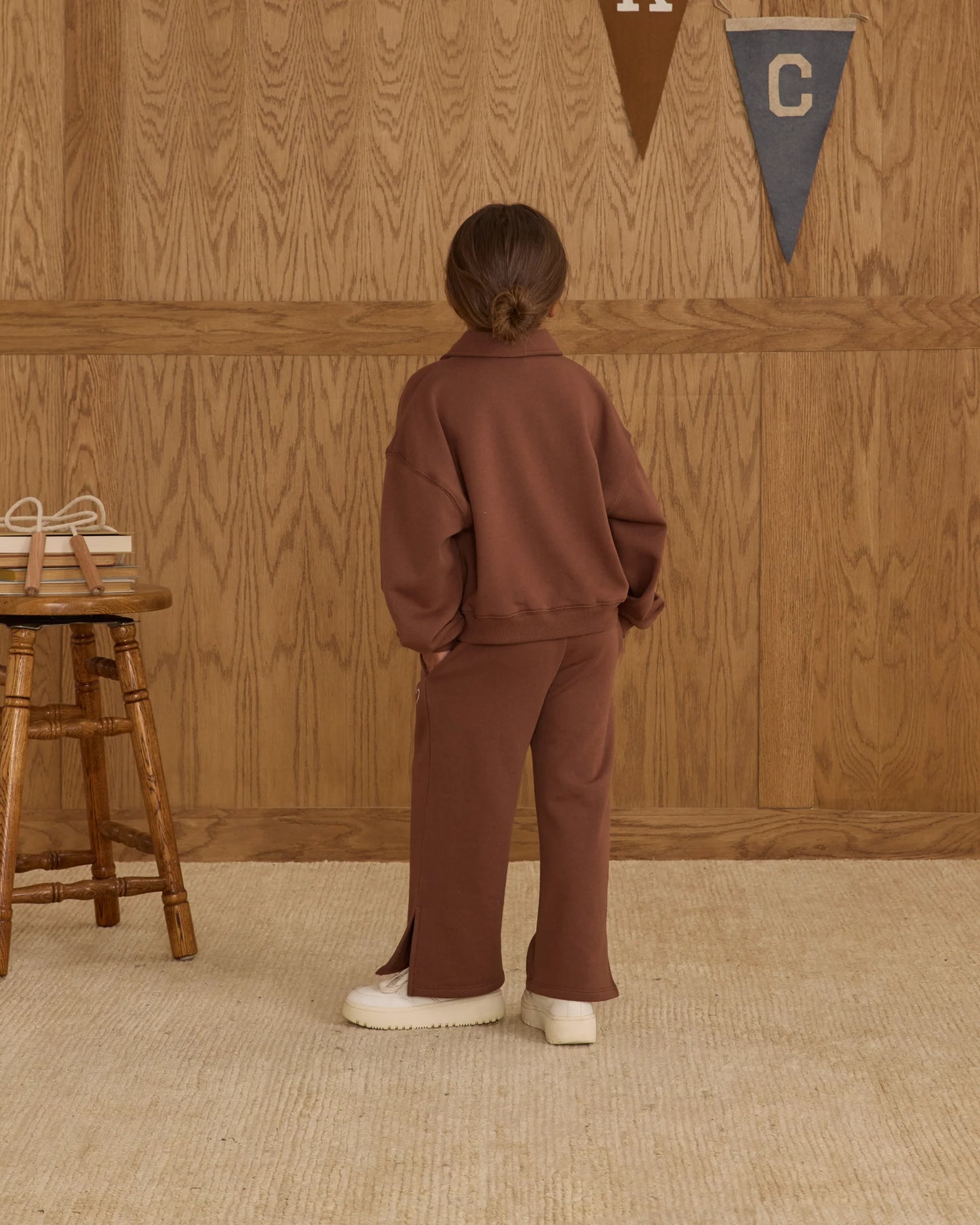 Hailey Sweatpant || Brown