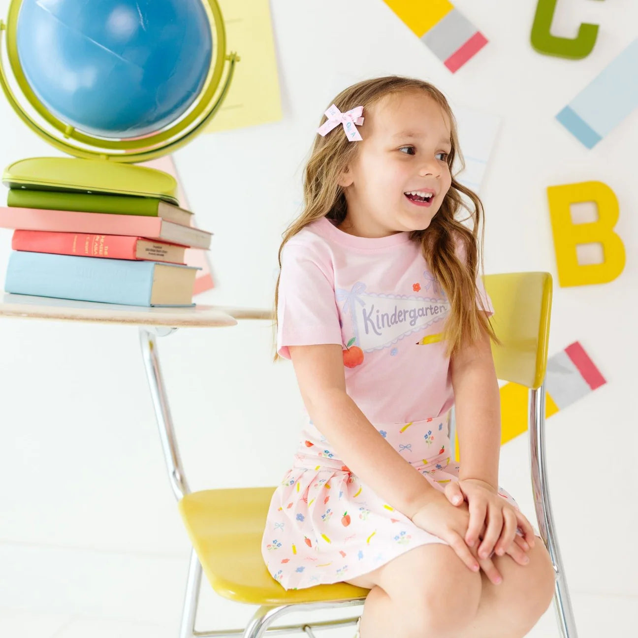 Kindergarten Bow Pennant Short Sleeve T-Shirt