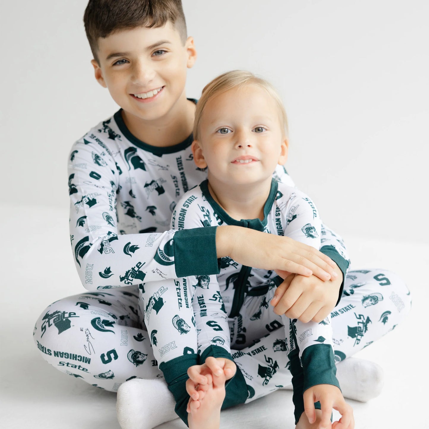 Michigan State Spartans Two Piece Pajama Set