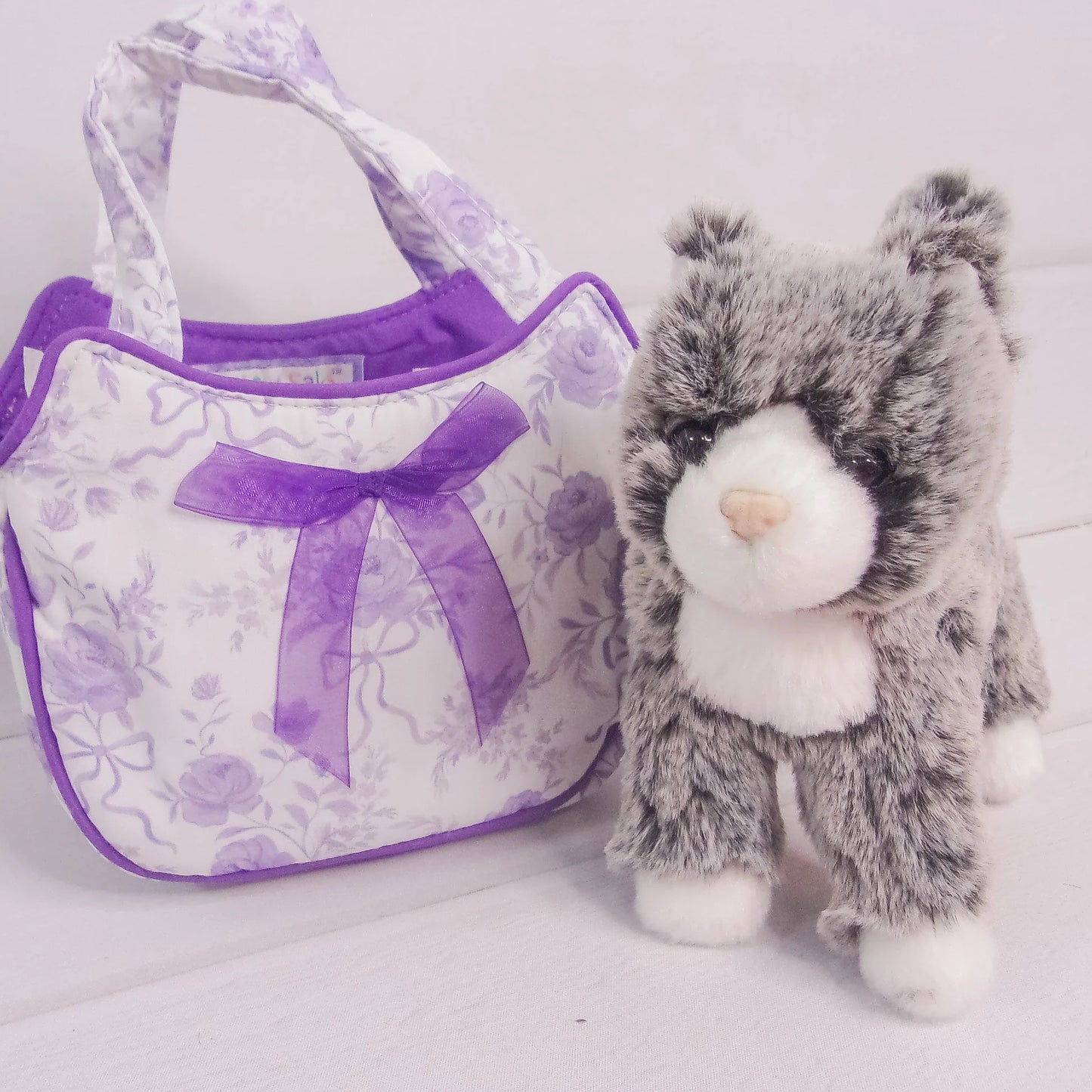 Fancy Flowers Sassy Sak with Cat